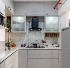 فني مطابخ وتفصيل في الرياض