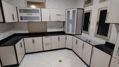 فني لتركيب مطابخ المنيوم بالرياض